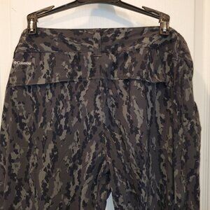 🥾Columbia Dryfit Omni-shield Gray Camo pants – 8 ⛰️